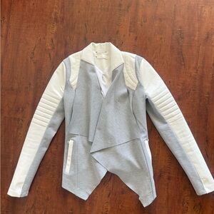Blanc Noir Stylish Gray and white faux leather detailed Women's Jacket xs
